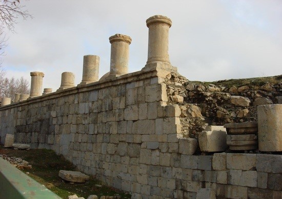 معبد آناهیتای کنگاور