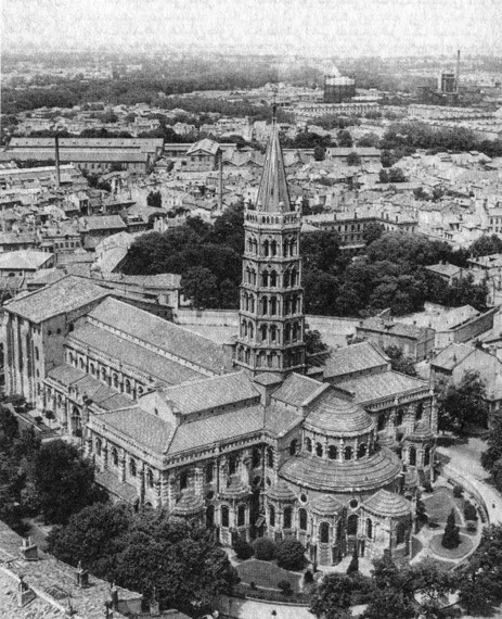 کلیسای سن مارتین تورس | برج و کلیسای پیزا | کلیسای سنت اتین | کلیسای سن سرنن