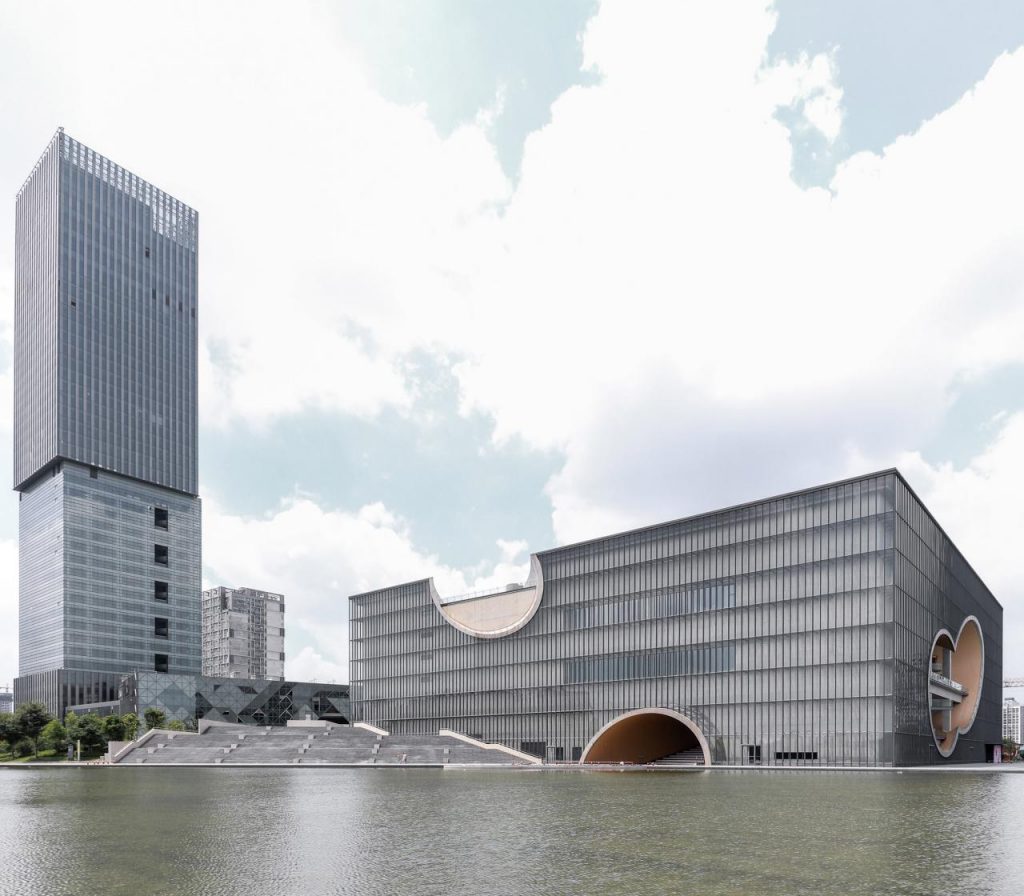 ساختمان پلی گراند | تادائو آندو | طرح برتر