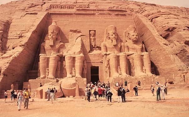 اهرام ثلاثه مصر | معبد صخره ای رامسس | معماری مصر | هرم زوسر