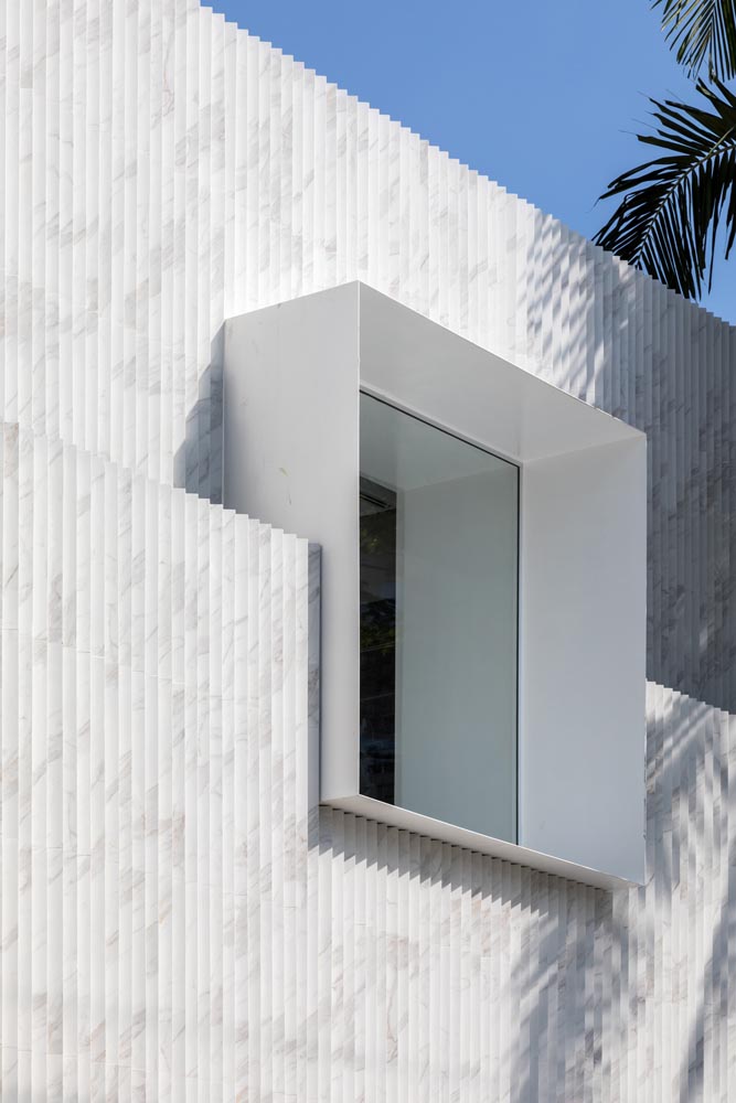 طراحی معماری شوروم