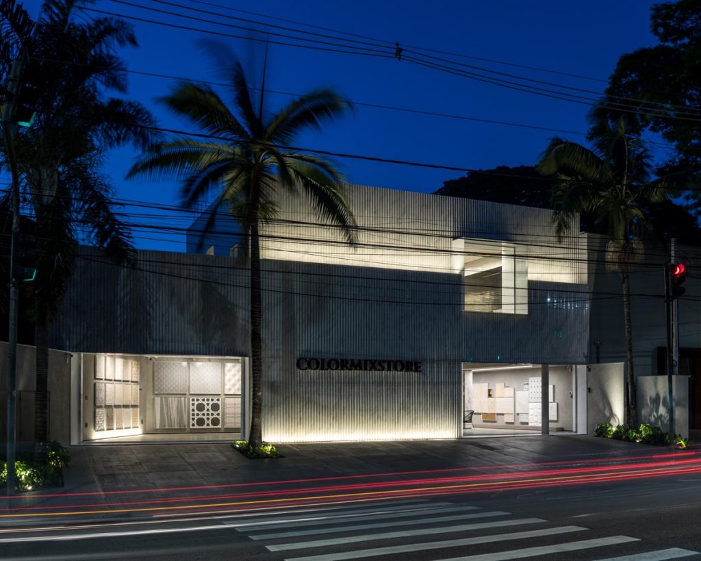 طراحی معماری شوروم