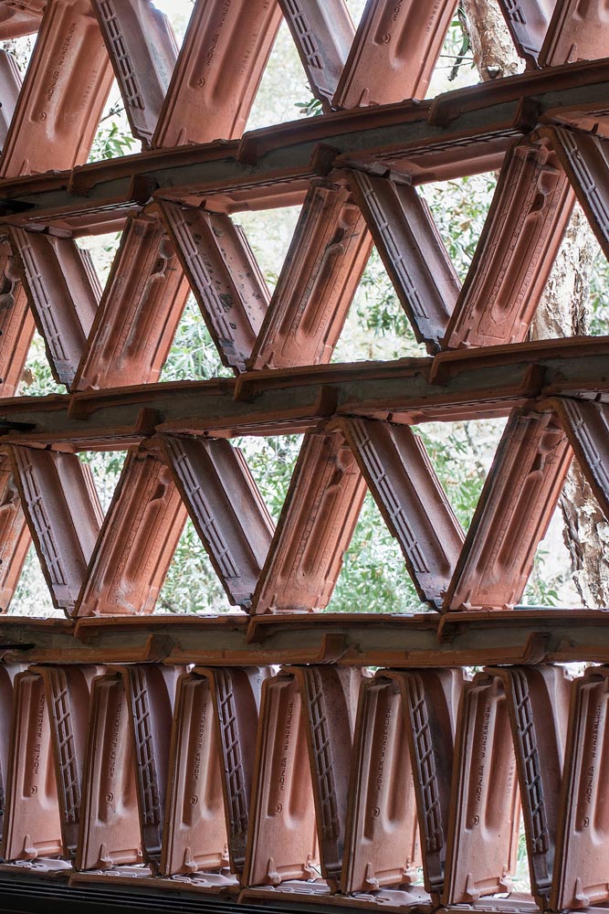 ساختمان کندوی عسل | طراحی نما پایدار