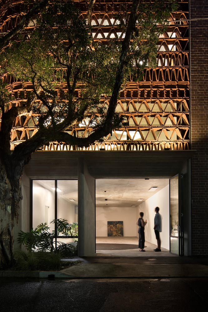 ساختمان کندوی عسل | طراحی نما پایدار